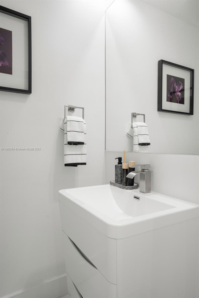 BELLE MEADE REV PL - Residential