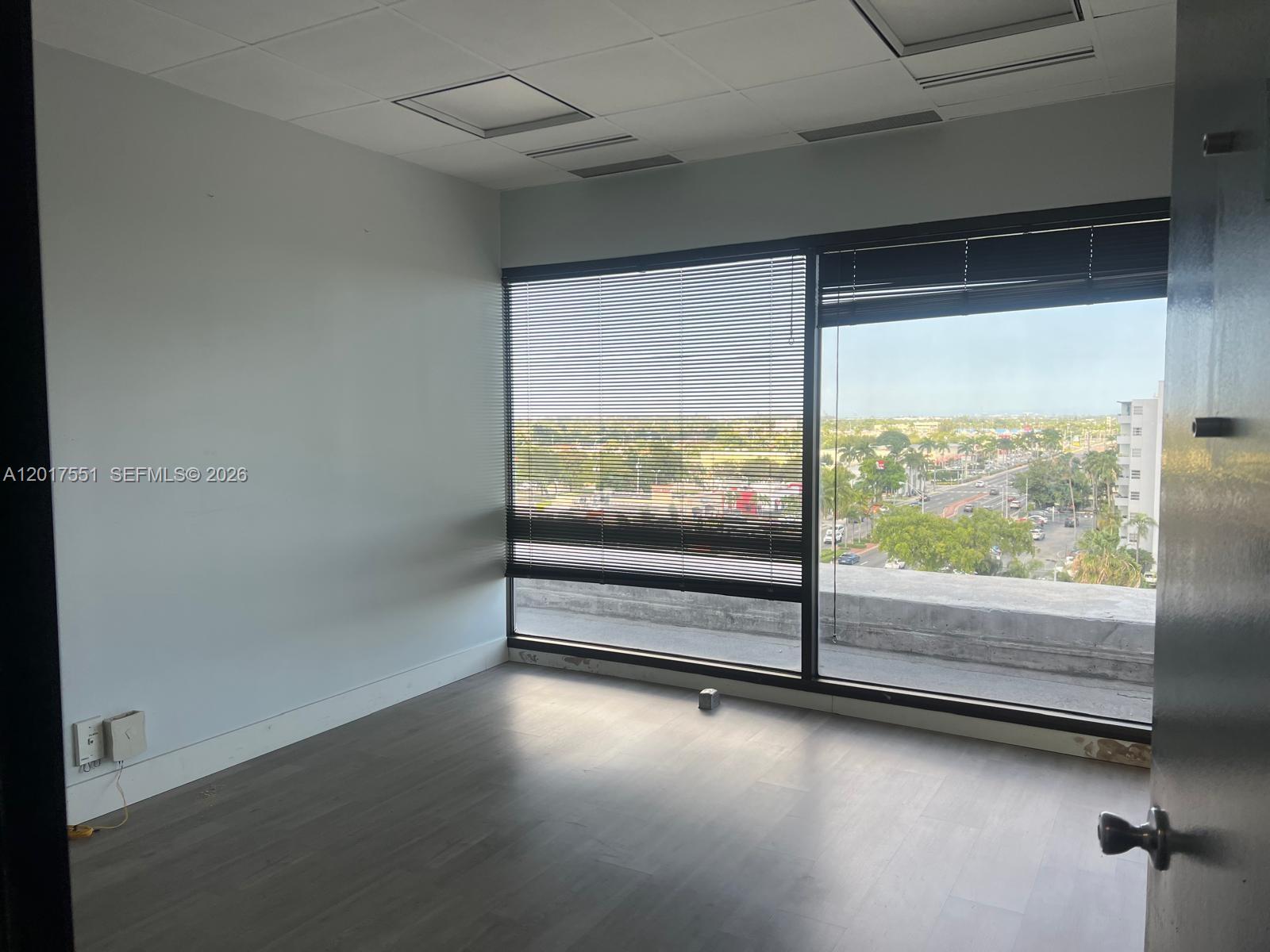 900 W 49th St Suite546