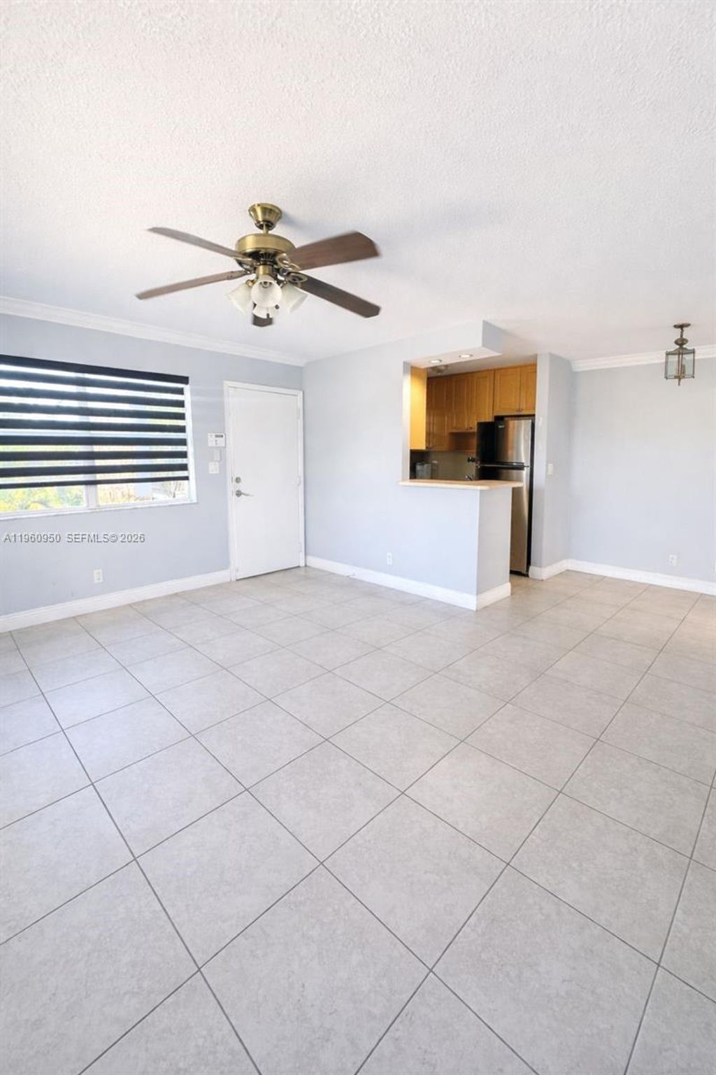 Photo of 110 SE 2nd St #312, Hallandale Beach, FL 33009 (MLS # A11960950)