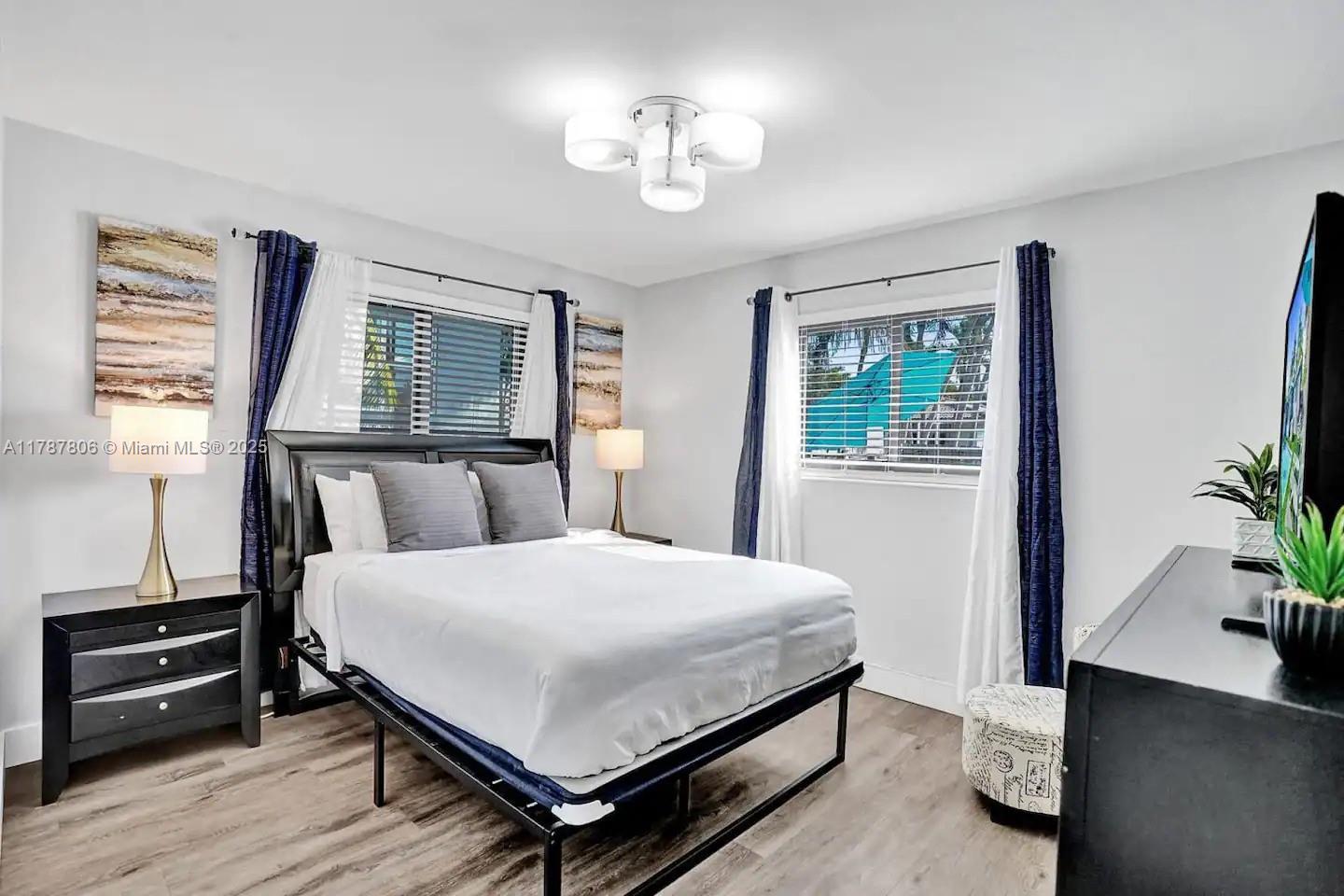 GULFSTREAM ESTATES NO 3 - Residential