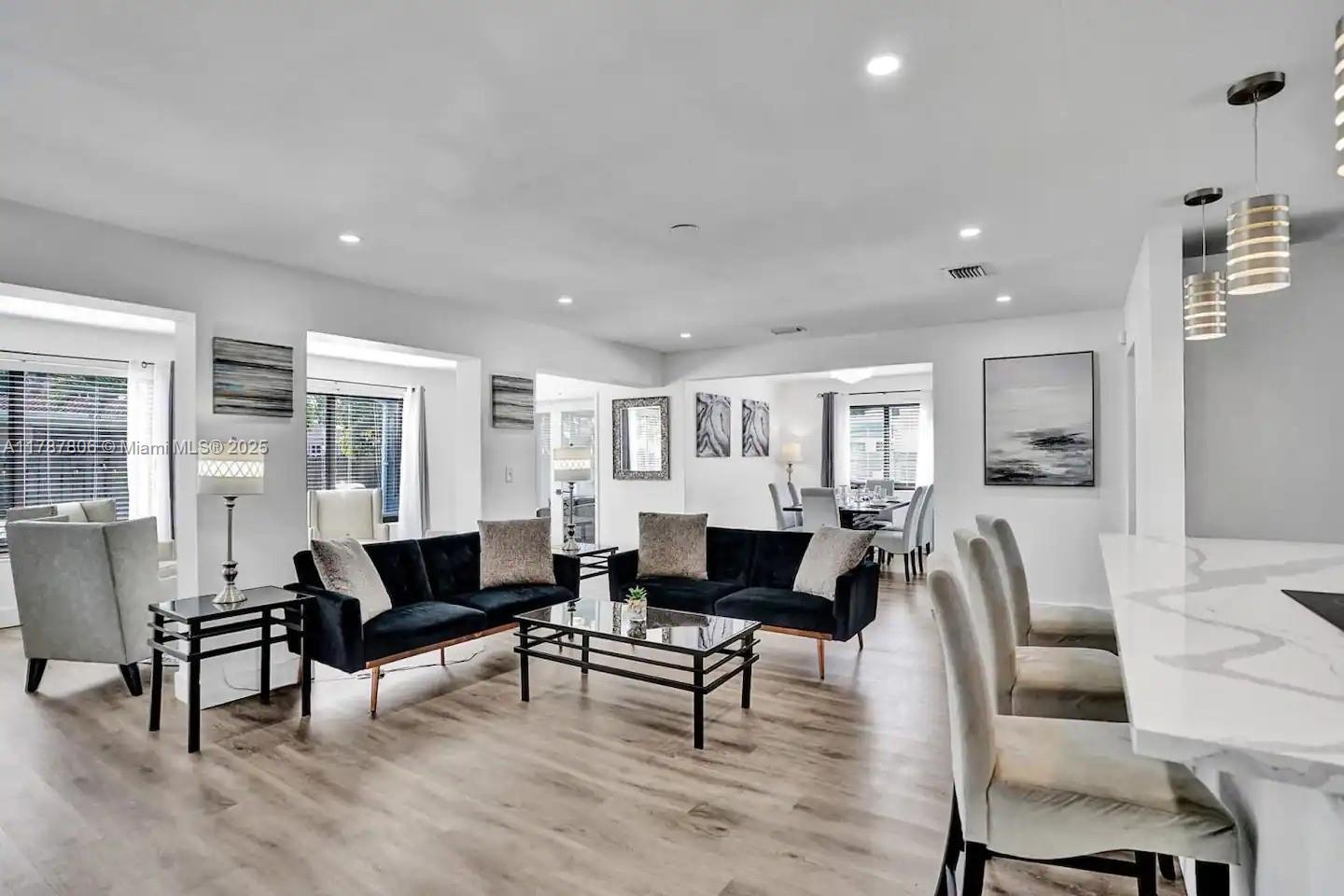GULFSTREAM ESTATES NO 3 - Residential