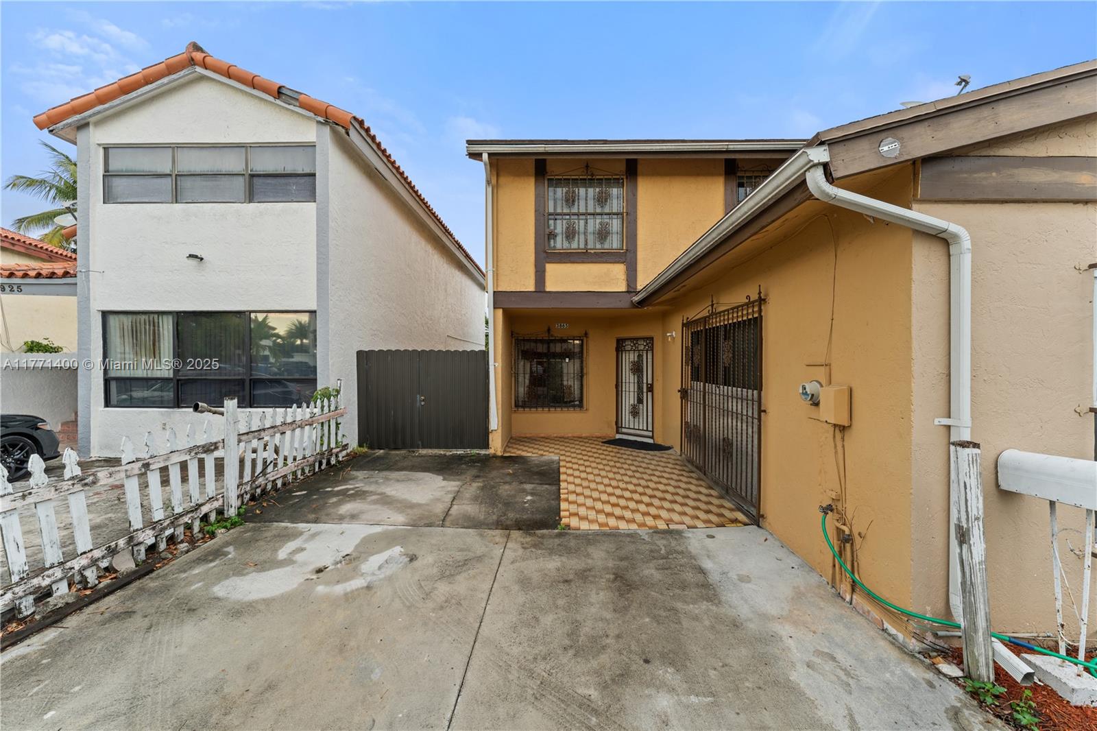 MANGO HILL REPLAT - Residential