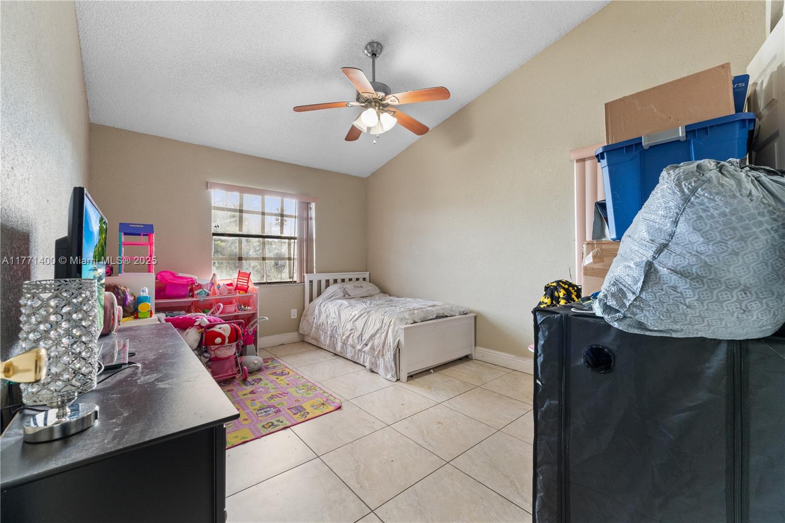 MANGO HILL REPLAT - Residential