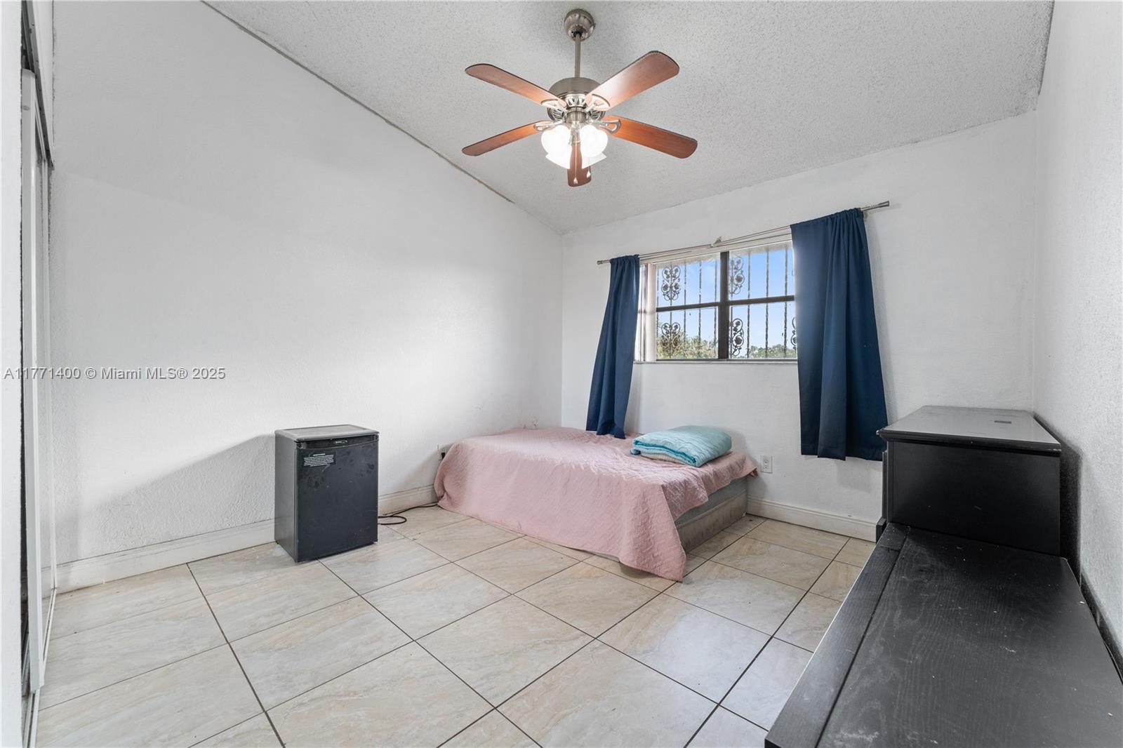 MANGO HILL REPLAT - Residential