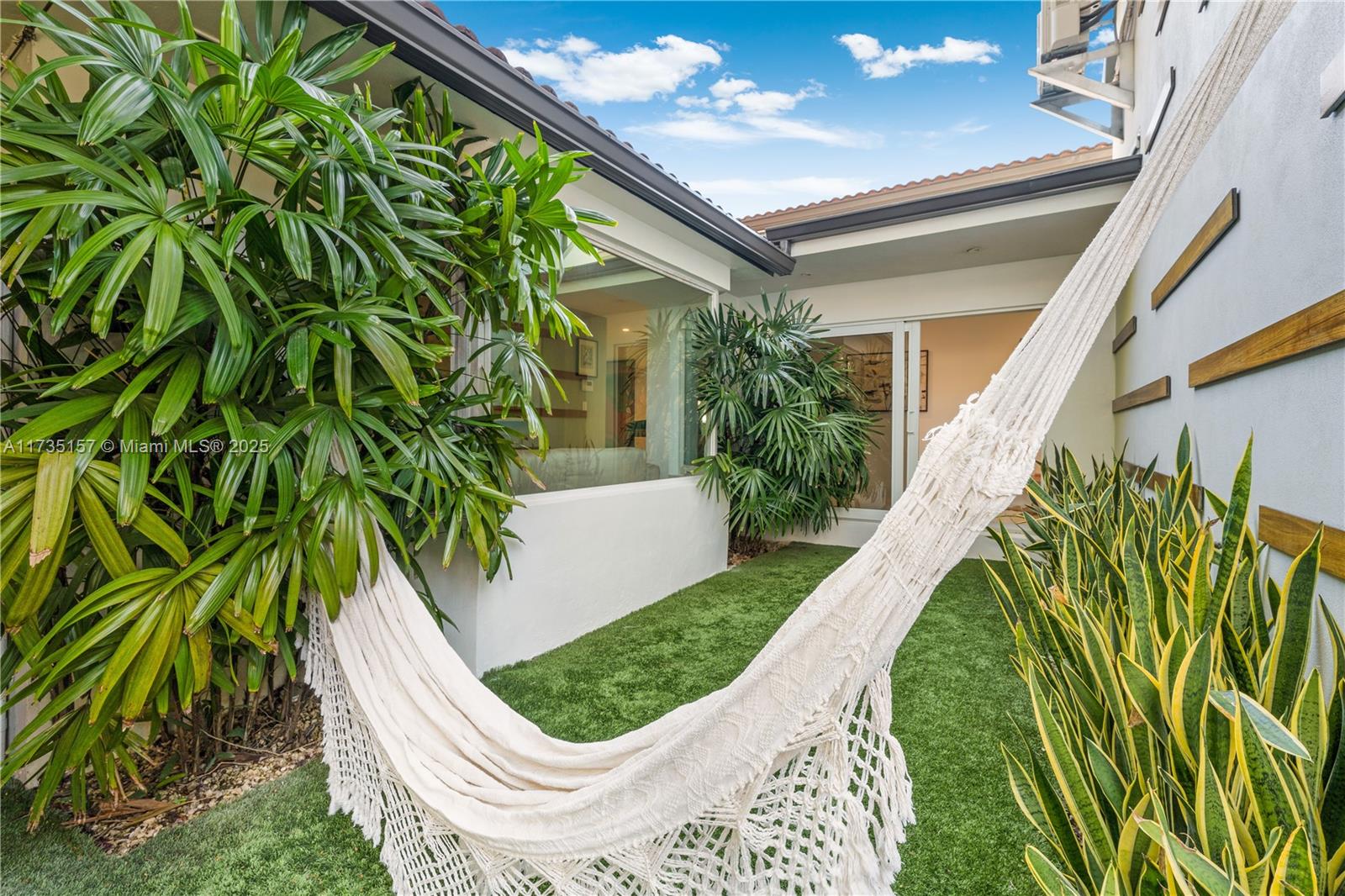 HOLLEMAN PARK - Residential