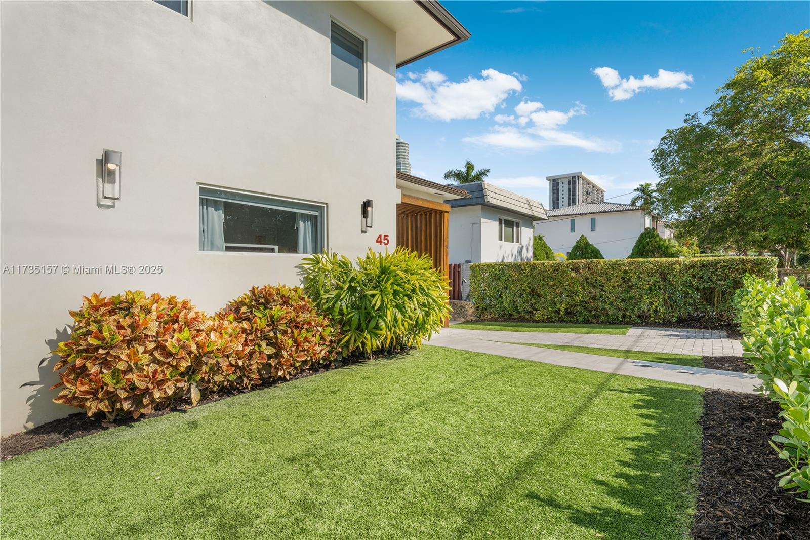 HOLLEMAN PARK - Residential