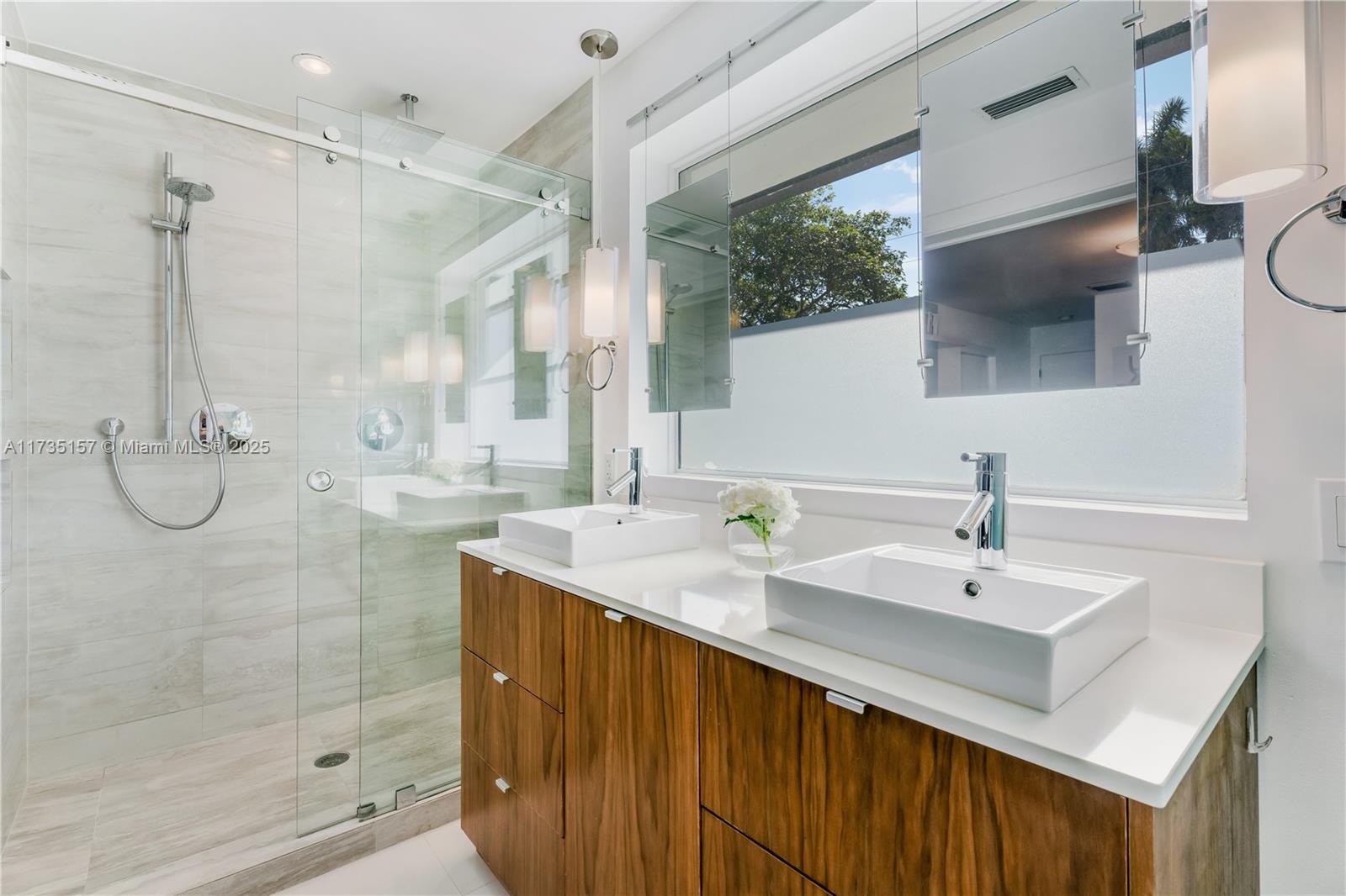 HOLLEMAN PARK - Residential