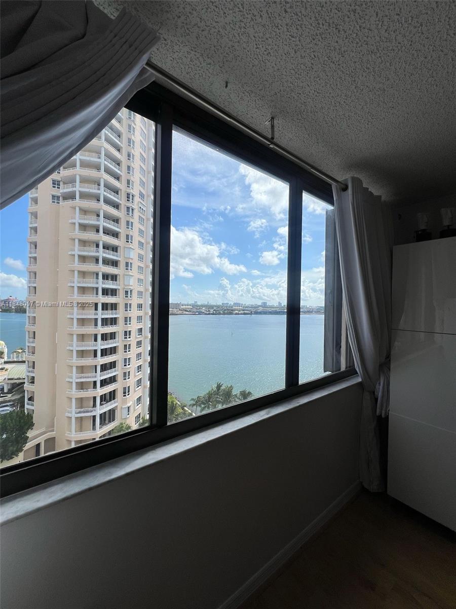 BRICKELL KEY II CONDO - Residential