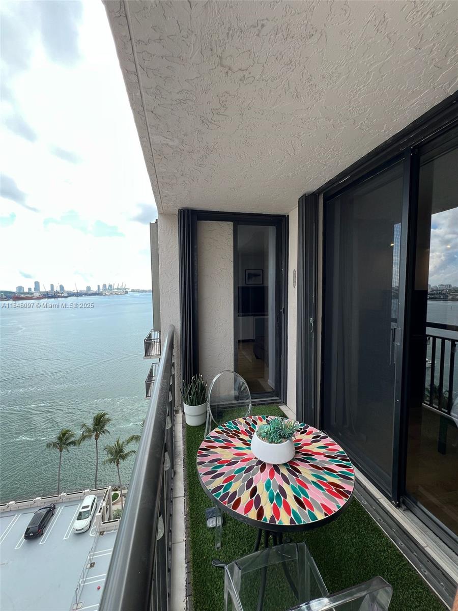BRICKELL KEY II CONDO - Residential