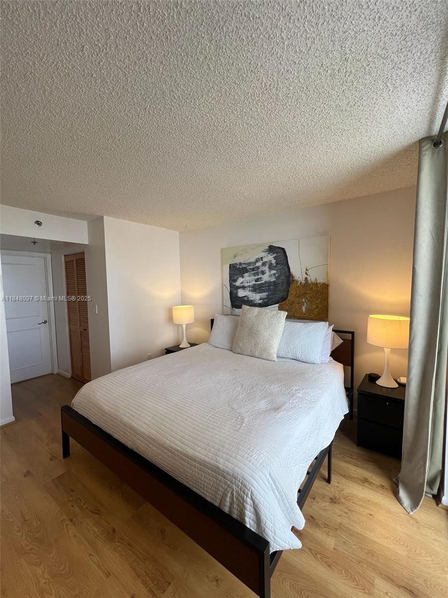 BRICKELL KEY II CONDO - Residential