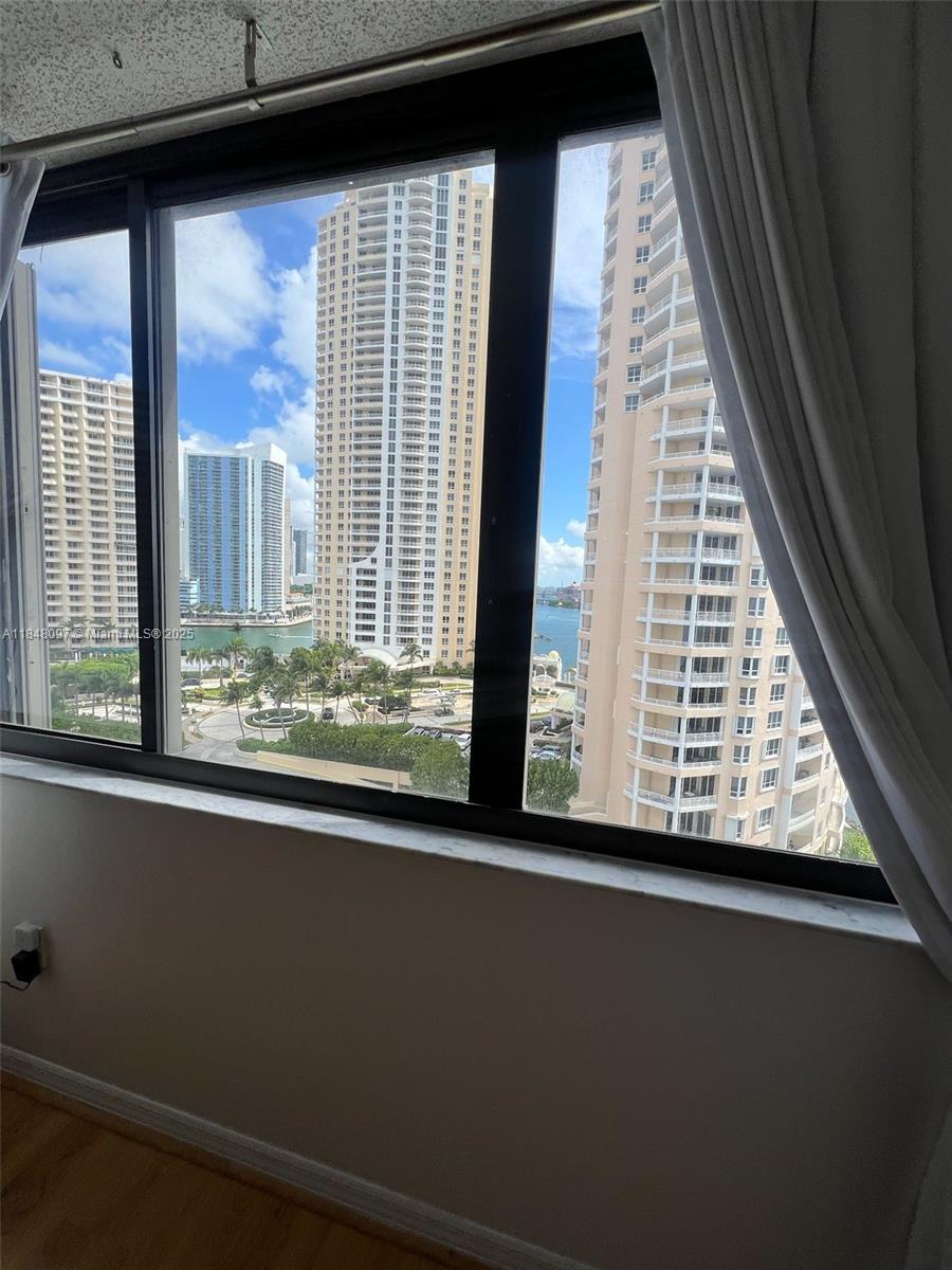 BRICKELL KEY II CONDO - Residential