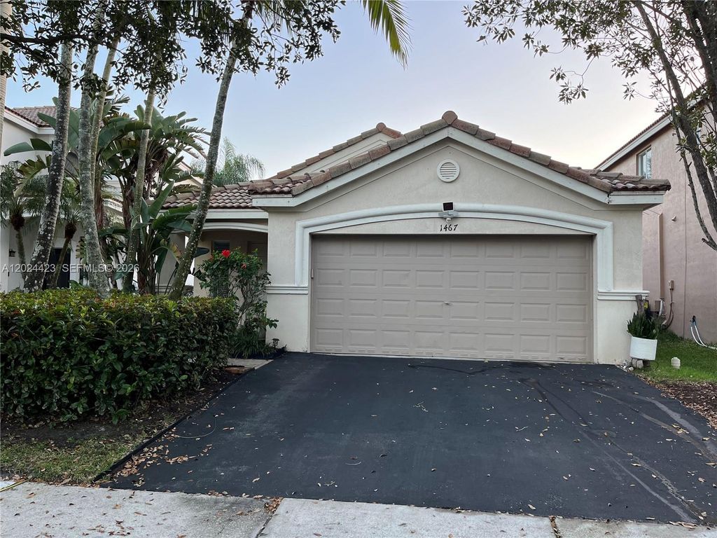Photo of 1467 Sunset Way #1467, Weston, FL 33327 (MLS # A12024423)