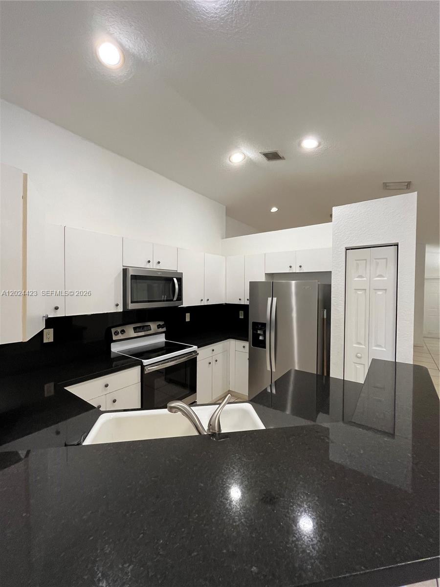 SECTOR 2- PARCELS 21B 22 - Residential Lease