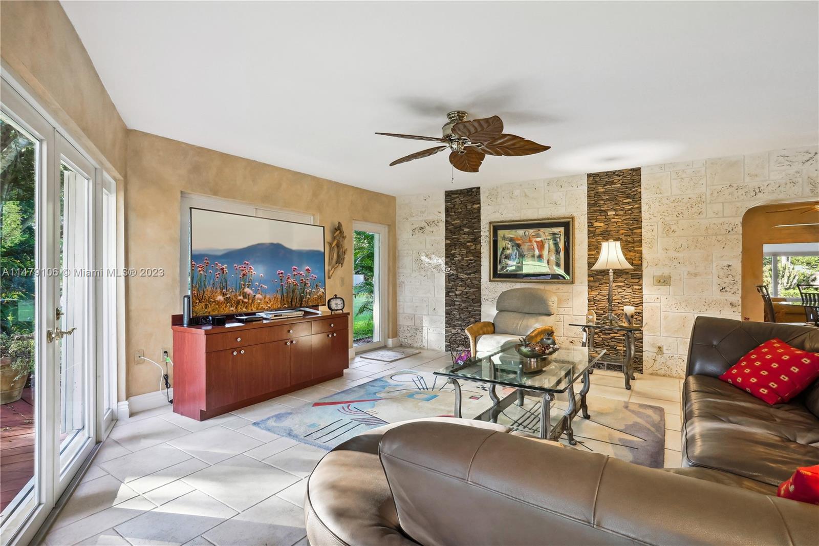 EVERGLADES SUGAR & LAND C - Residential