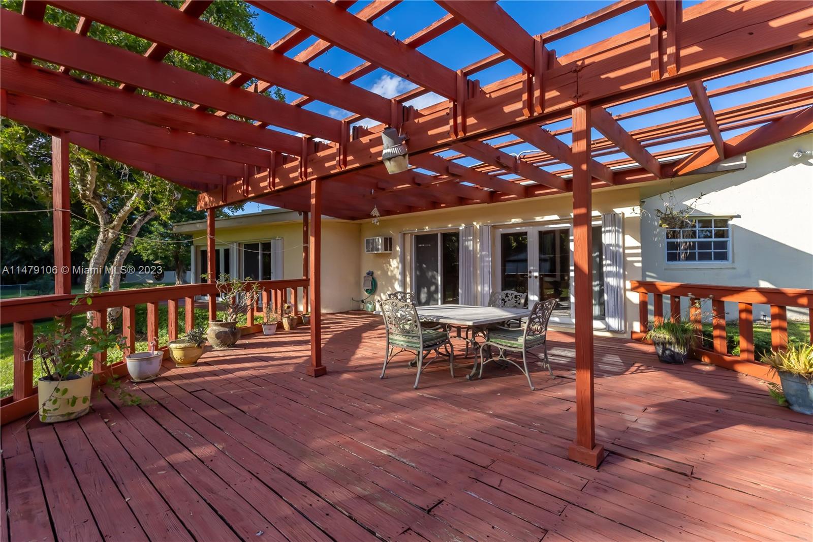 EVERGLADES SUGAR & LAND C - Residential