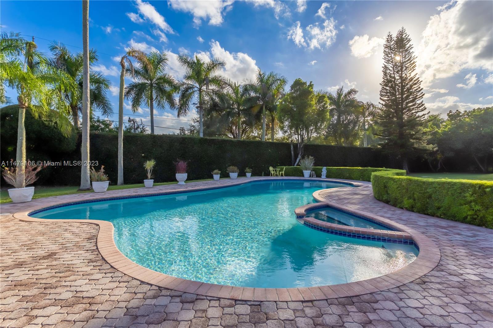 EVERGLADES SUGAR & LAND C - Residential