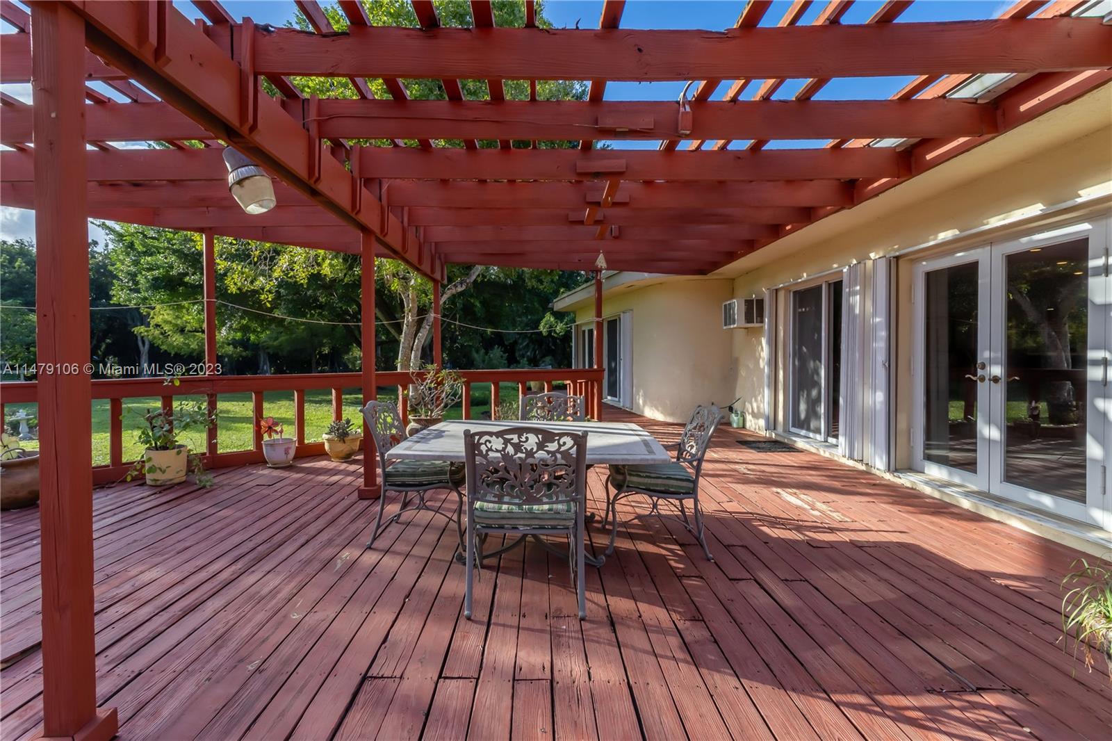 EVERGLADES SUGAR & LAND C - Residential