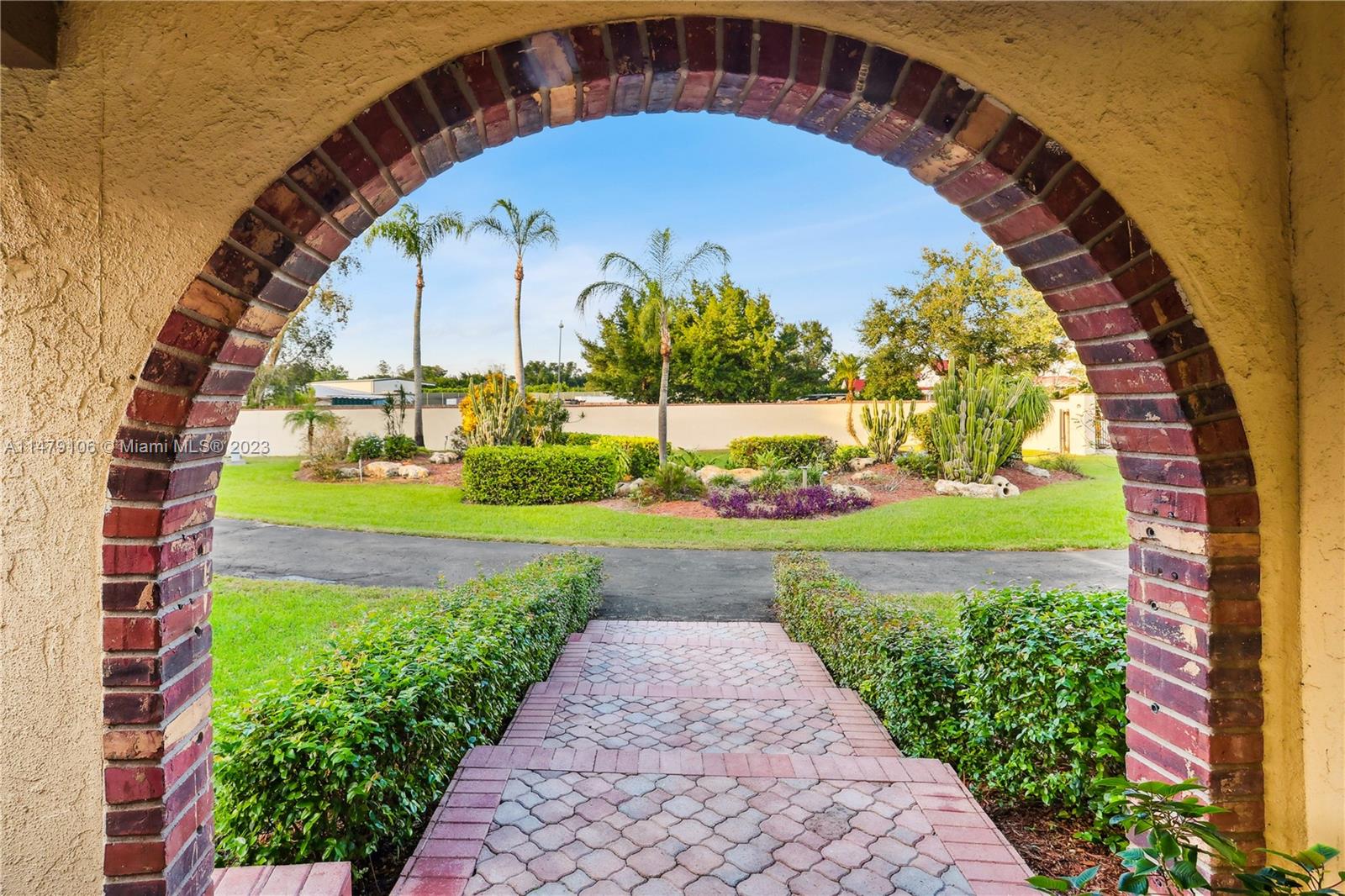 EVERGLADES SUGAR & LAND C - Residential