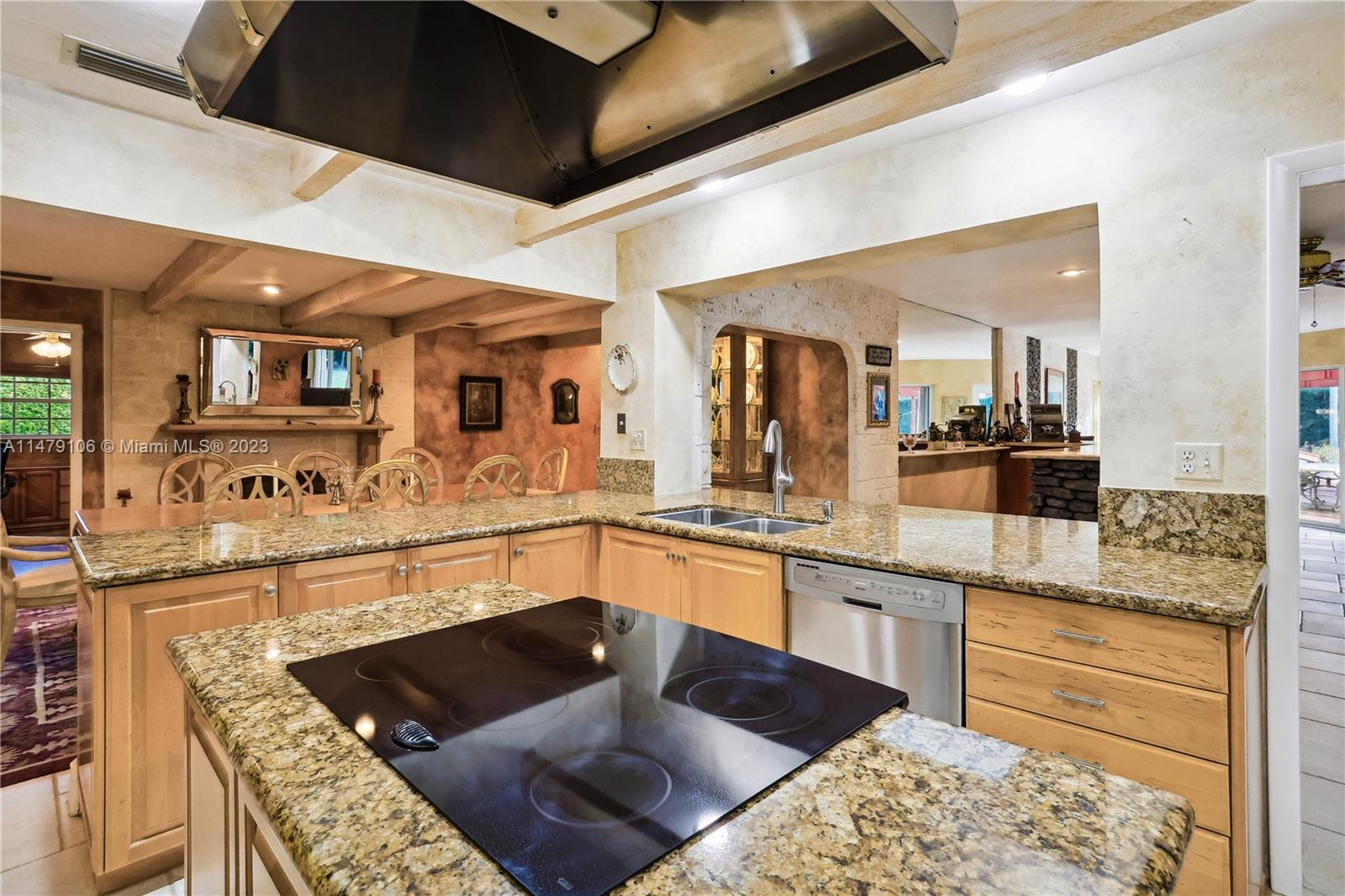 EVERGLADES SUGAR & LAND C - Residential