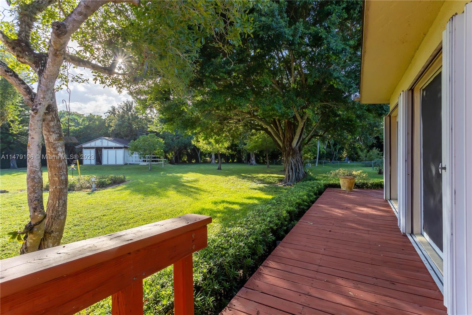 EVERGLADES SUGAR & LAND C - Residential