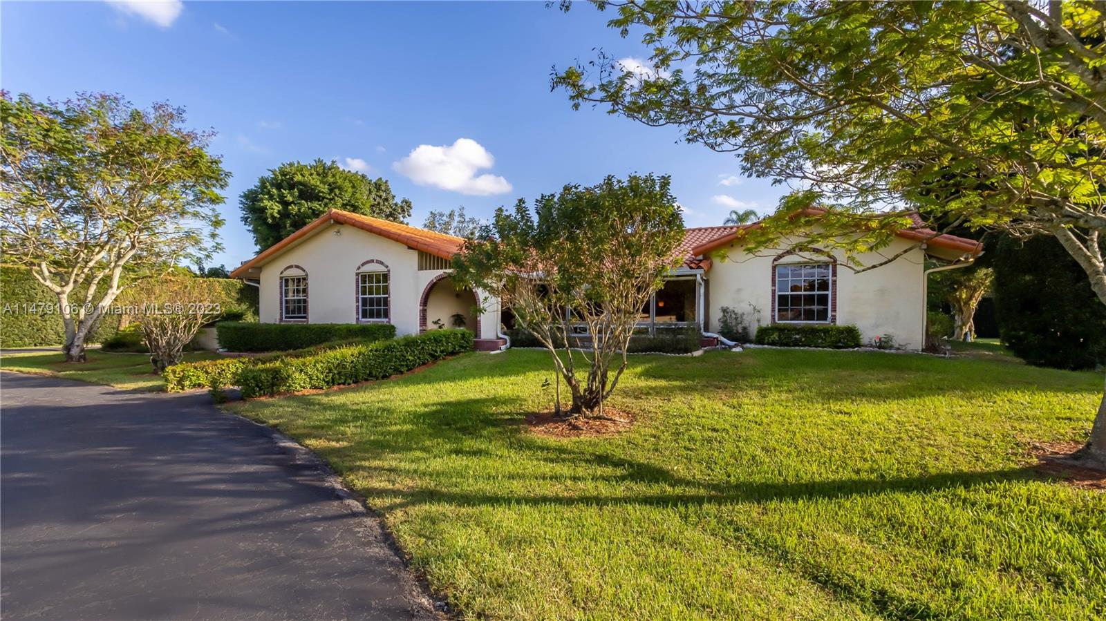 EVERGLADES SUGAR & LAND C - Residential