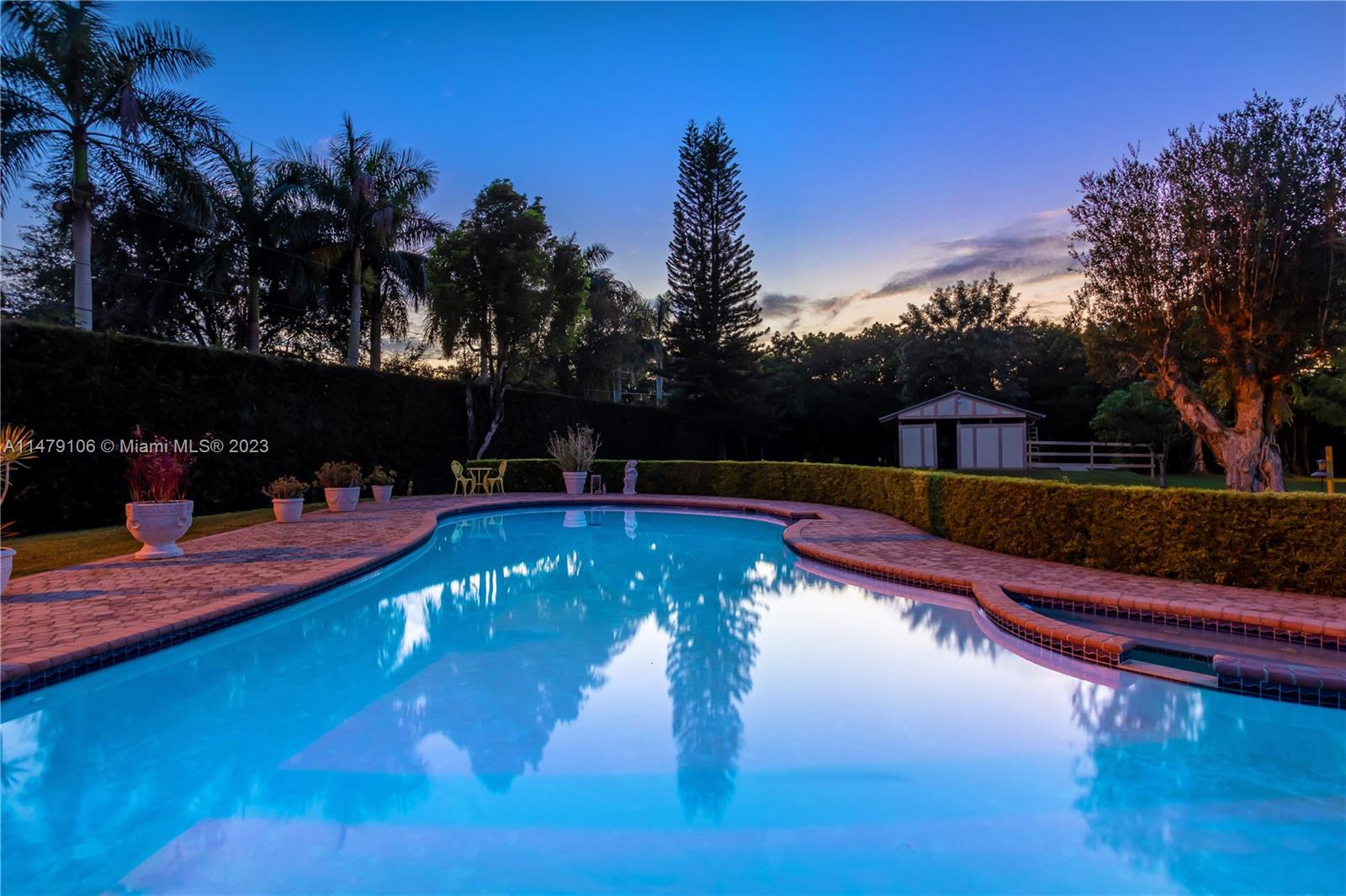 EVERGLADES SUGAR & LAND C - Residential