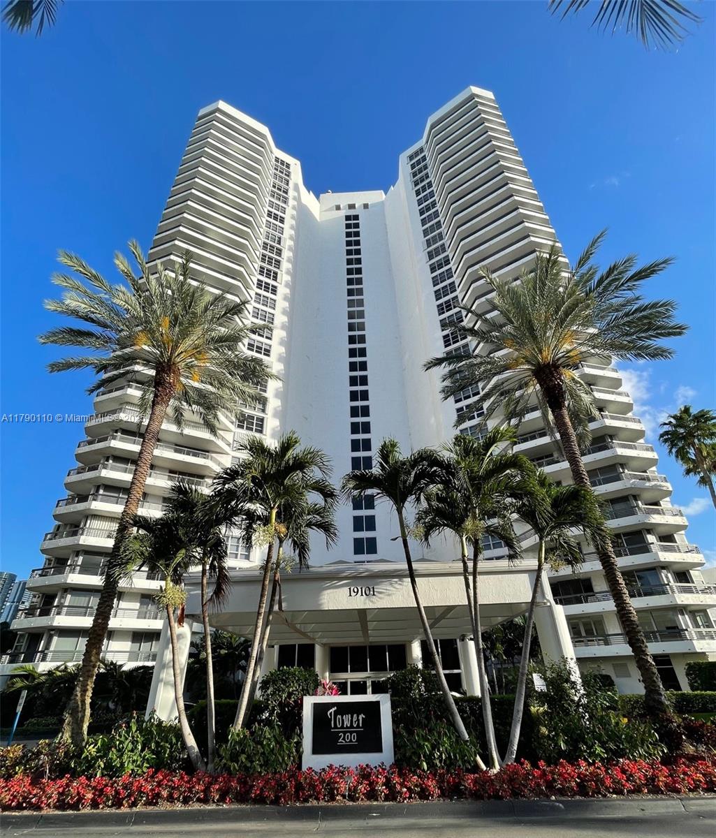 19101 Ne 36th Ct 1110, Aventura, Miami-Dade County, Florida - 1 Bedrooms  
2 Bathrooms - 