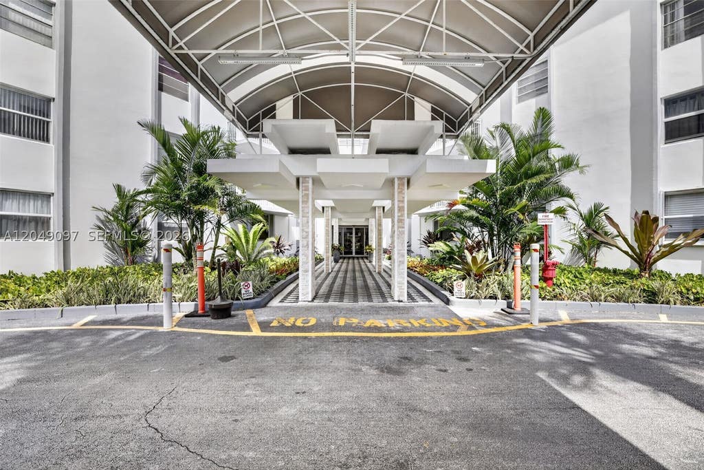Photo of 1913 S Ocean Dr #225, Hallandale Beach, FL 33009 (MLS # A12049097)