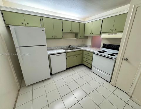 2060 NW 48th Ter 216 Lauderhill FL 33313