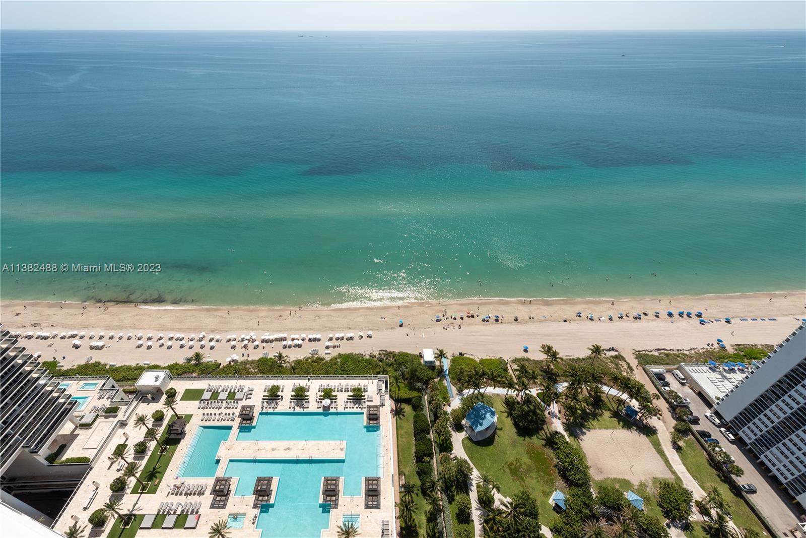 BEACH CLUB CONDO 1 - Residential