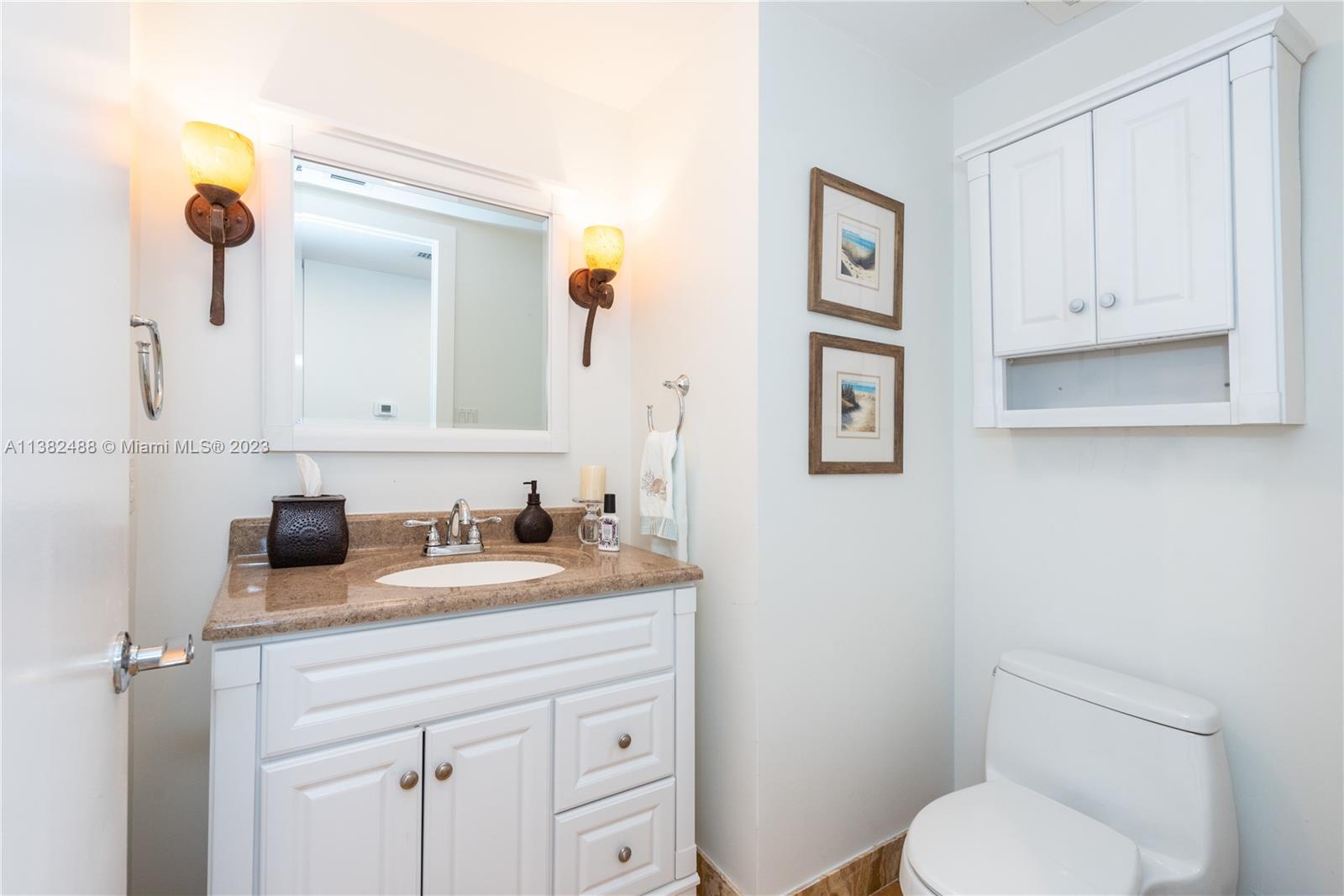 BEACH CLUB CONDO 1 - Residential