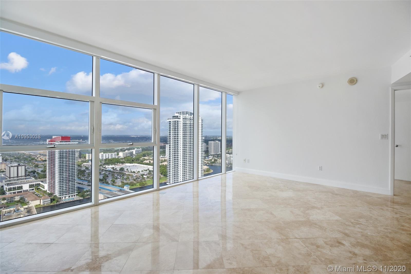 BEACH CLUB TWO - Residential