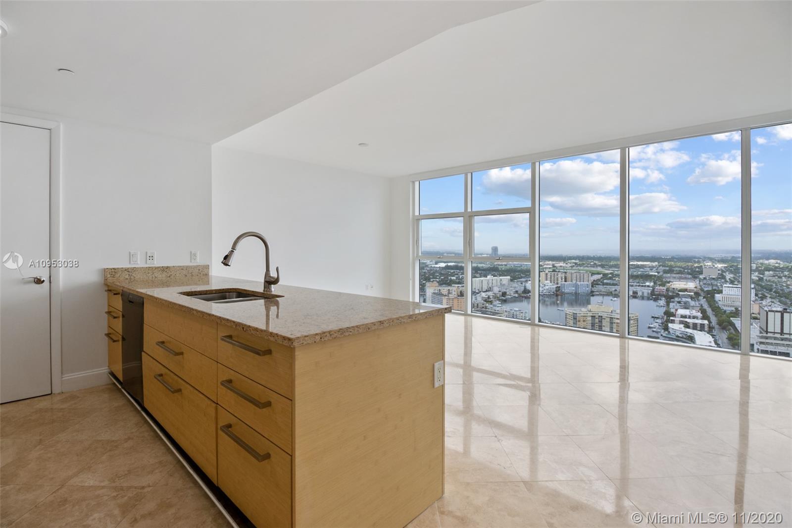 BEACH CLUB TWO - Residential