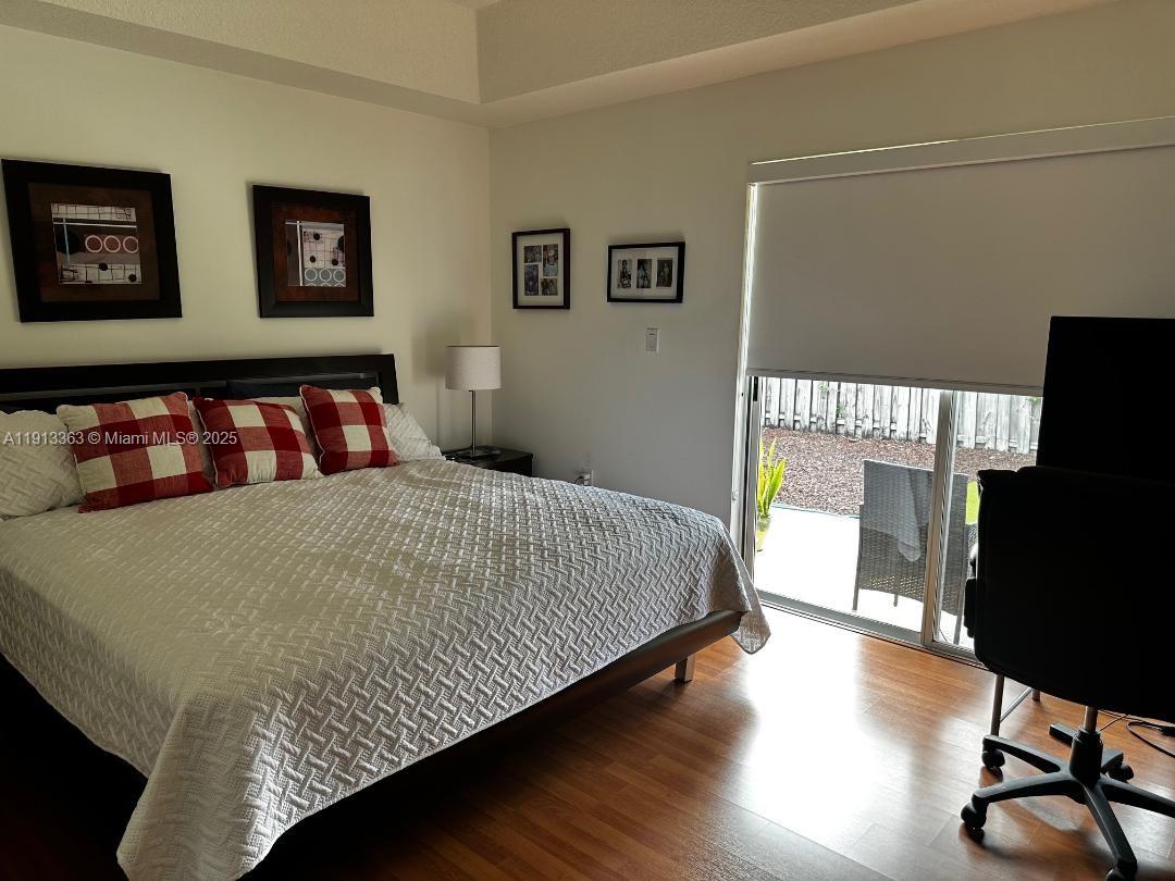 DORAL MEADOWS 1ST ADDN - Residential Lease