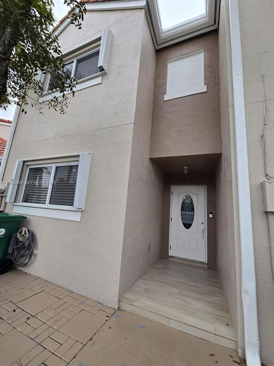 Welcome to your dream townhouse, where modern elegance meets serene waterfront living. This beautifully remodeled residence offers breathtaking lake views and an exceptional lifestyle both inside and out. Step into a completely updated interior featuring high-end finishes, a bright open layout, and brand-new appliances that make everyday living effortless. The home is equipped with impact windows and a stunning French door, providing both style and peace of mind while allowing natural light to pour in. Designed for comfort and flexibility, the property features two spacious master bedrooms, each offering privacy and generous closet space—perfect for families, guests, or a home office setup. The true highlight of this home is the inviting patio overlooking the tranquil lake. Whether you're enjoying your morning coffee, entertaining guests, or unwinding at sunset, this outdoor space delivers unforgettable views and a peaceful atmosphere that sets this property apart.
Residents enjoy access to a well-maintained clubhouse complete with a sparkling pool and tennis courts, creating a resort-style experience right at home.
This move-in ready townhouse combines modern upgrades, scenic beauty, and desirable amenities—an exceptional opportunity you won’t want to miss.