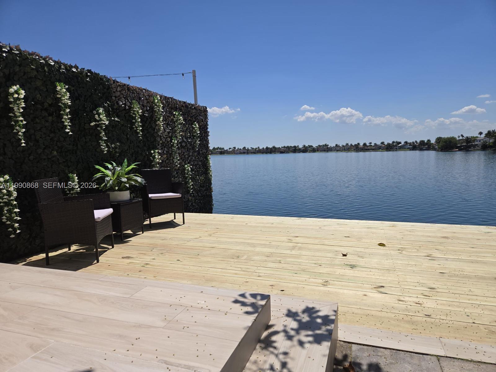 IMPERIAL VILLAS AT IMPERI - Residential