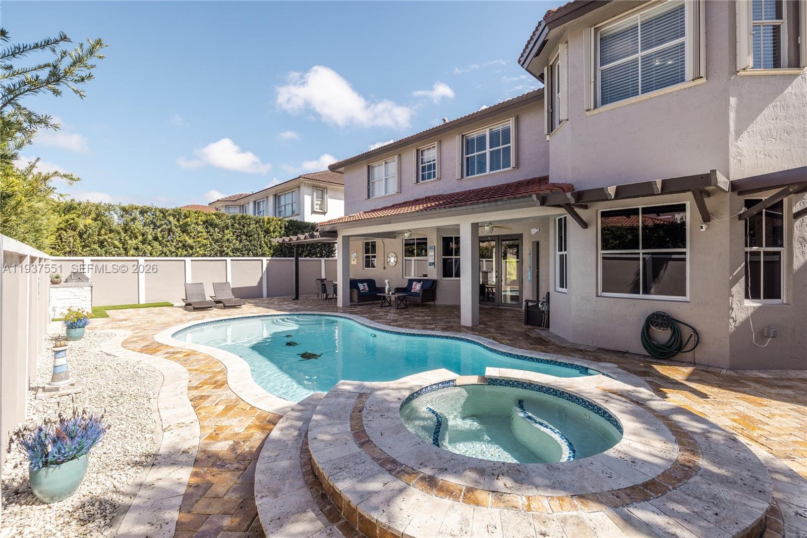 CAMINO REAL ESTATES - Residential