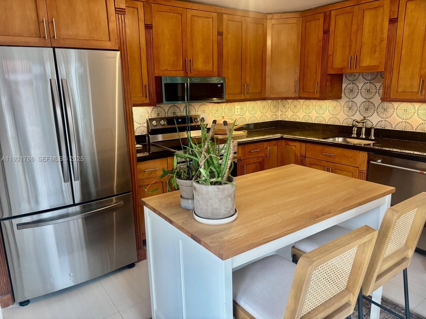 SUNSET ON THE PARK SEC 1 - Residential