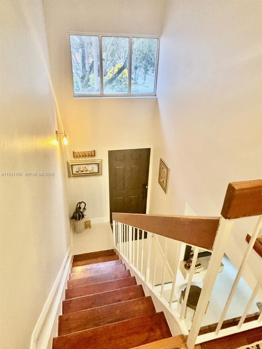 SUNSET ON THE PARK SEC 1 - Residential