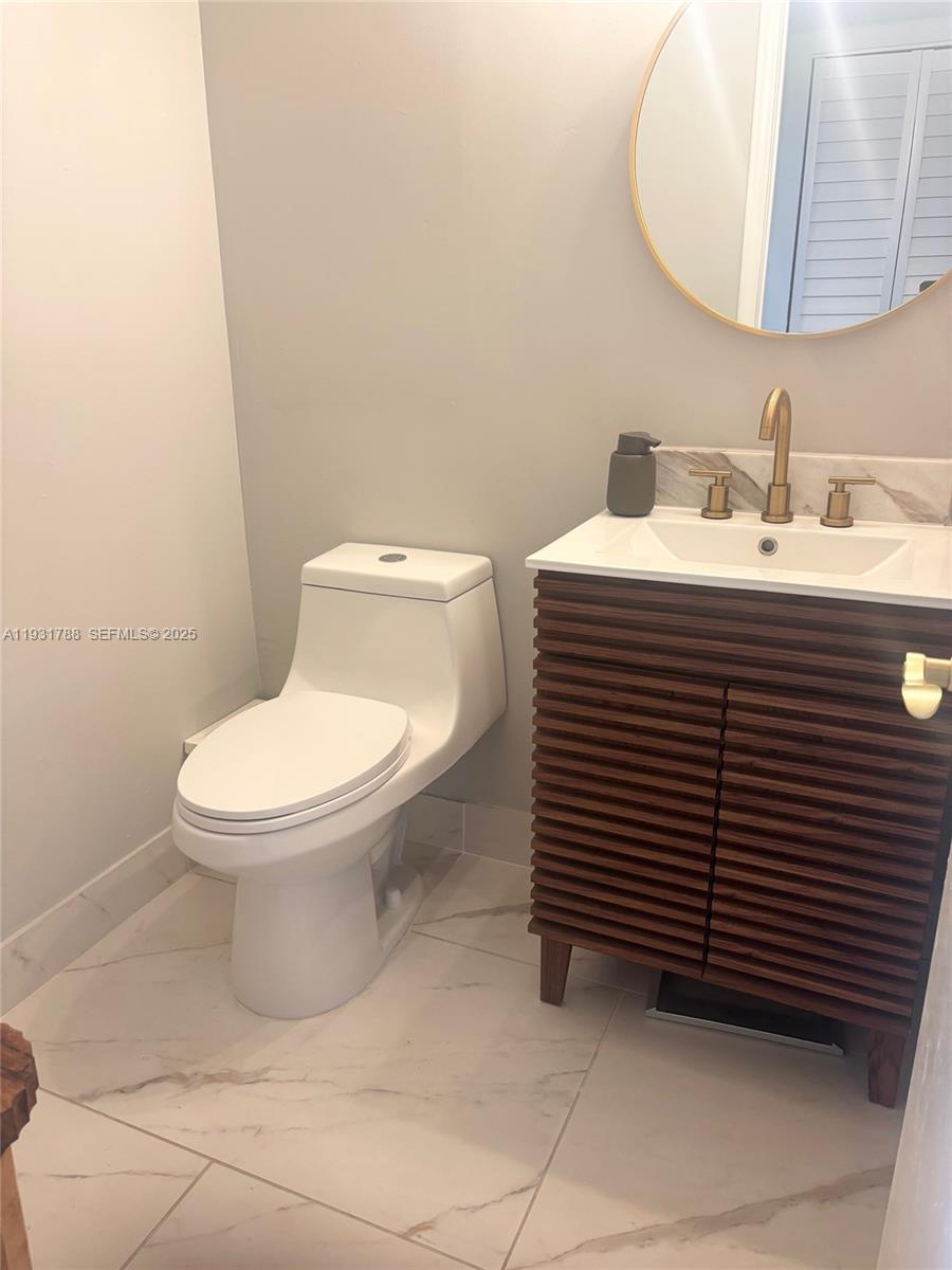 SUNSET ON THE PARK SEC 1 - Residential