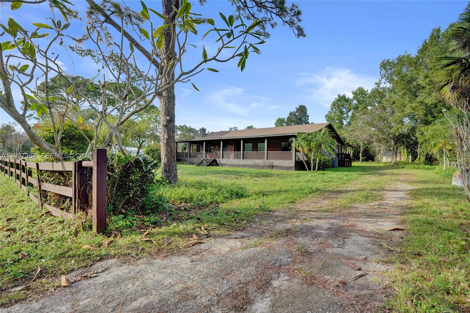 JUPITER FARMS - Residential