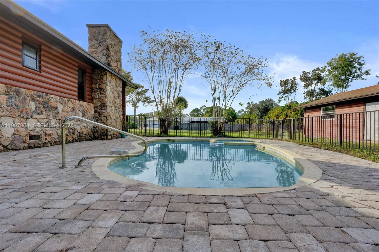 JUPITER FARMS - Residential