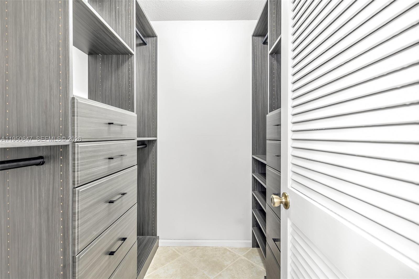 COQUINA LAKES - Residential