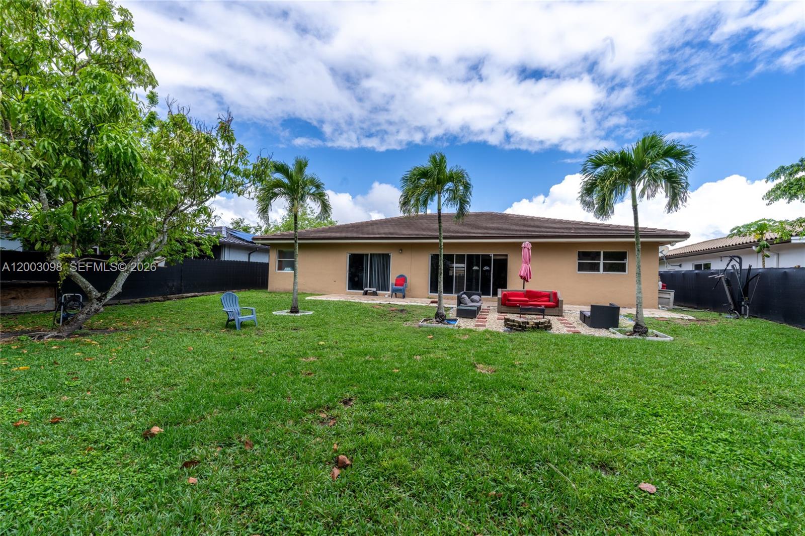 ADVENTURE HOMES - Residential