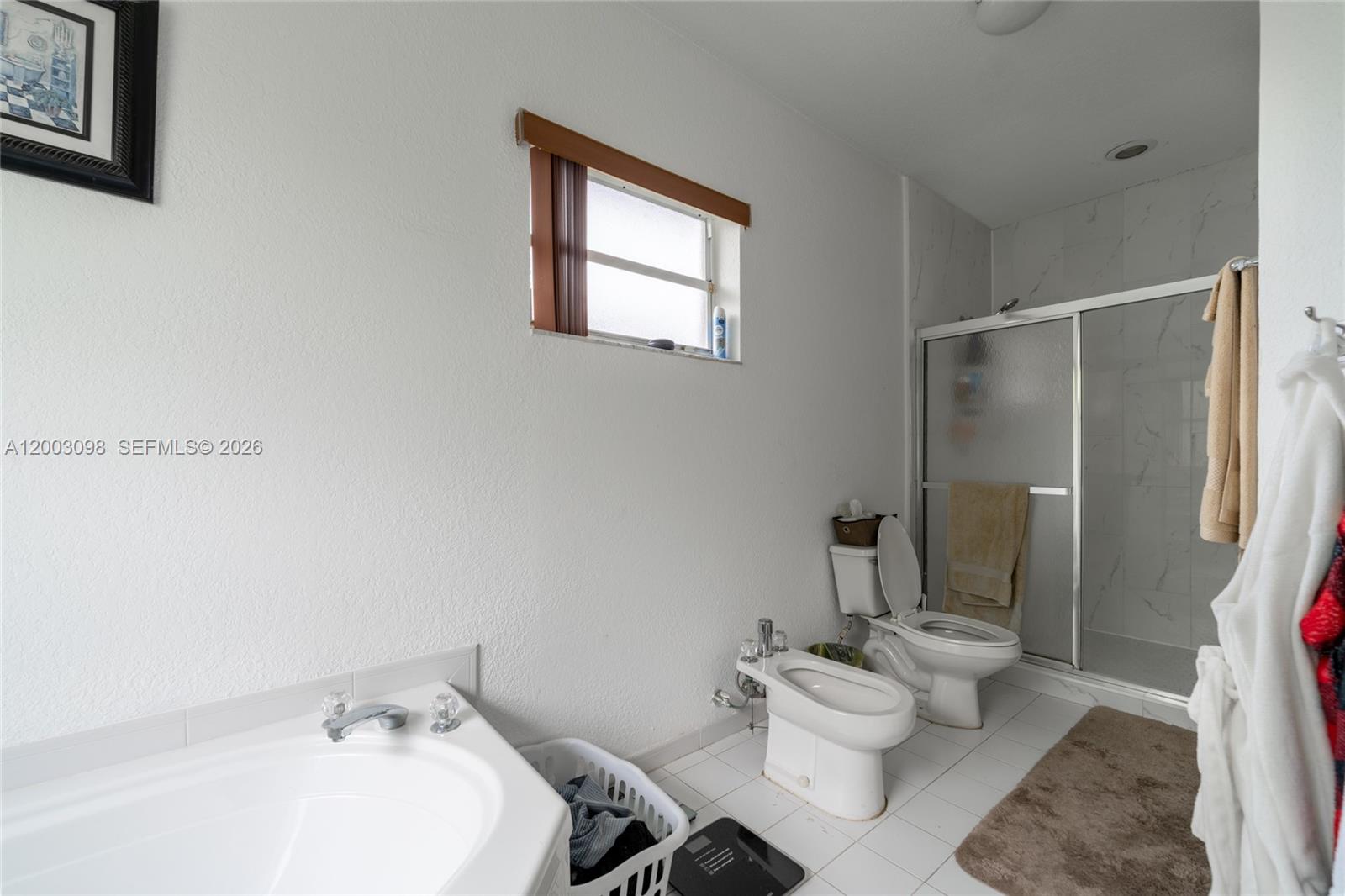 ADVENTURE HOMES - Residential