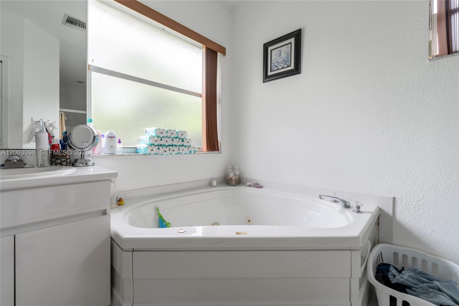 ADVENTURE HOMES - Residential