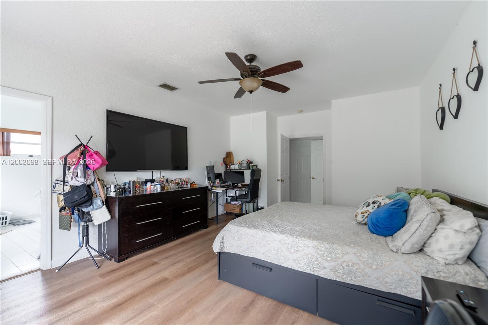 ADVENTURE HOMES - Residential