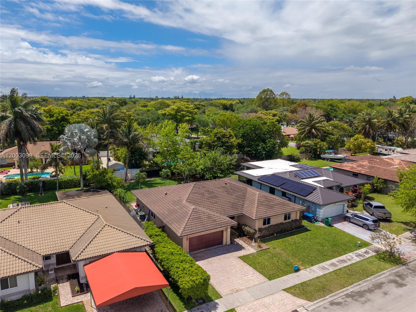 ADVENTURE HOMES - Residential