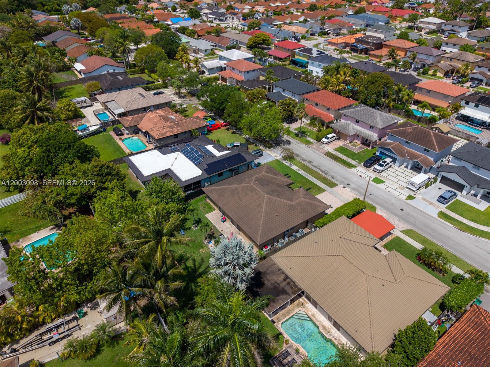 ADVENTURE HOMES - Residential