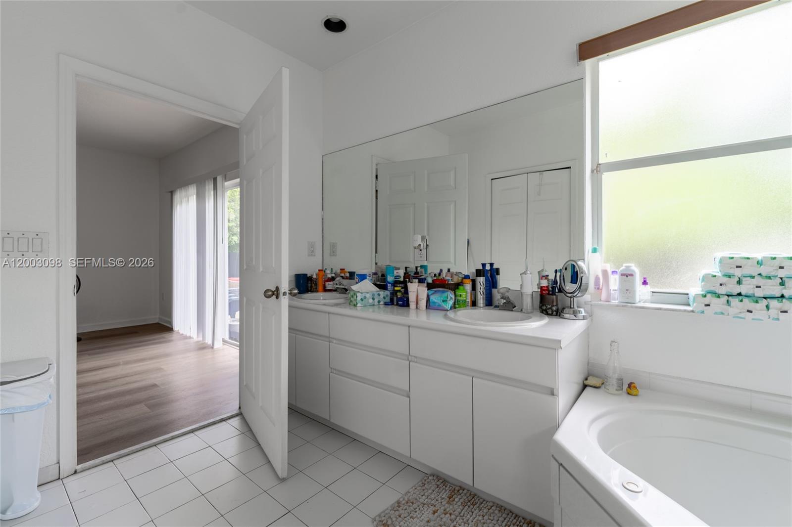 ADVENTURE HOMES - Residential